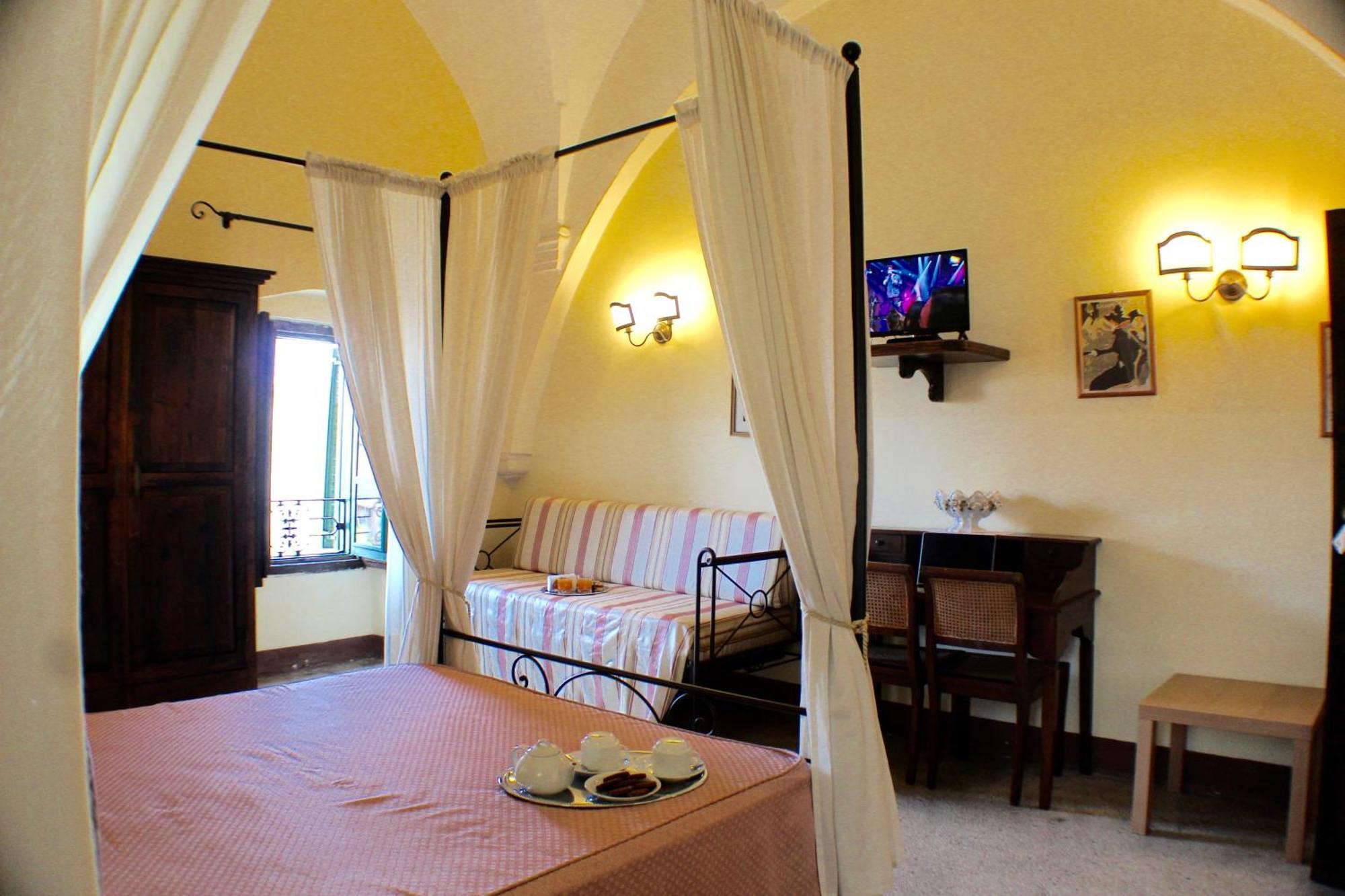 Palazzo Senape De Pace Bed & Breakfast Gallipoli Luaran gambar