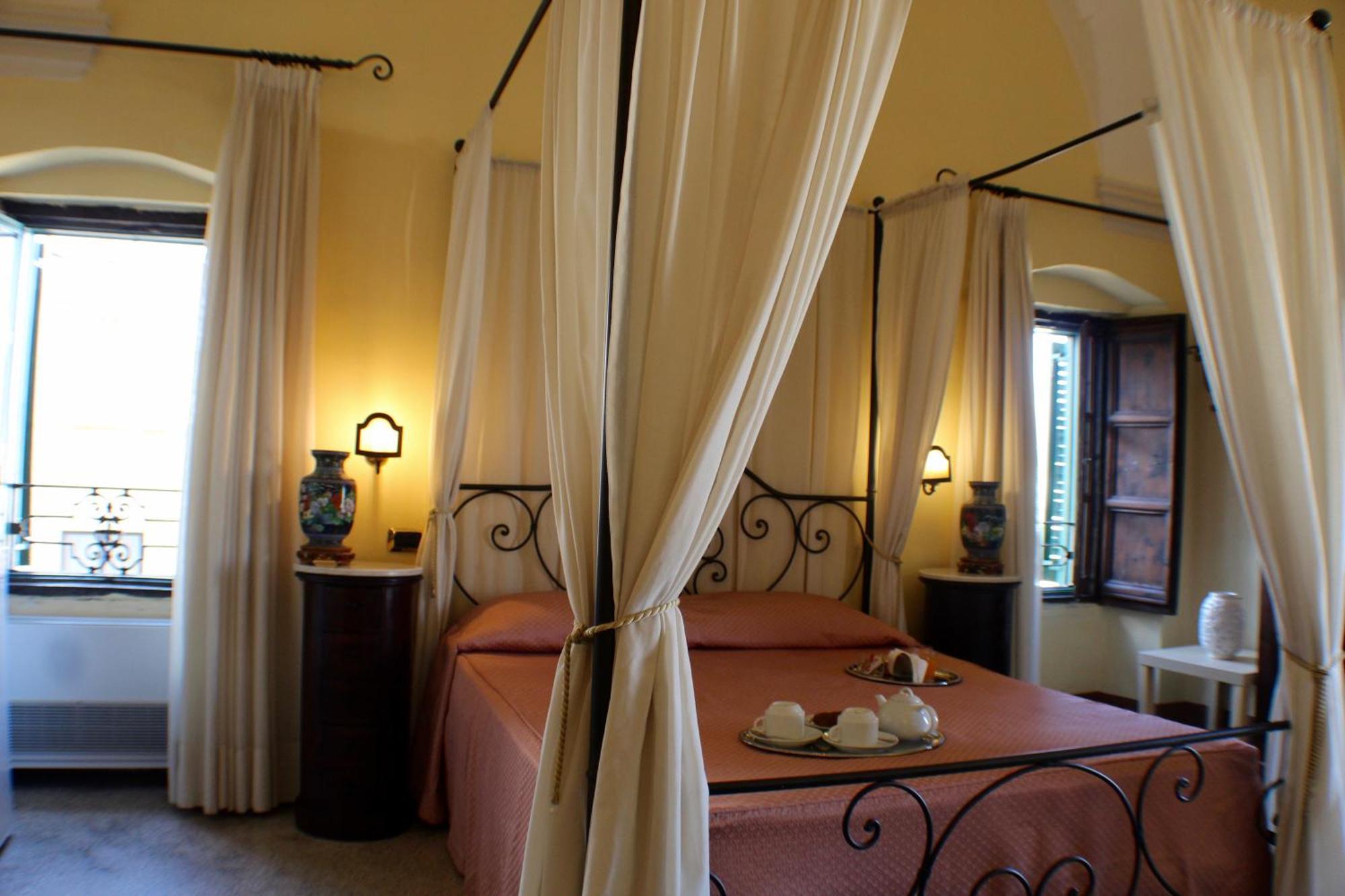 Palazzo Senape De Pace Bed & Breakfast Gallipoli Luaran gambar