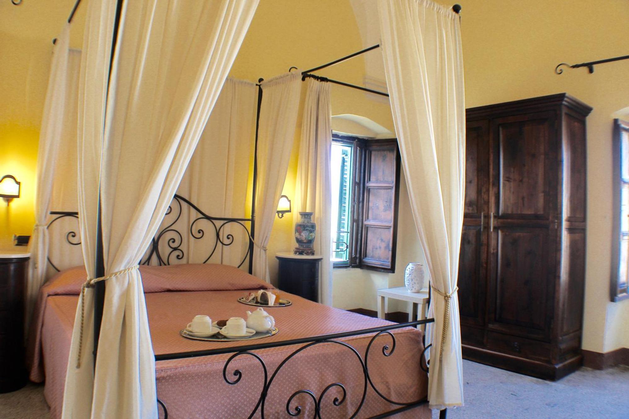 Palazzo Senape De Pace Bed & Breakfast Gallipoli Luaran gambar