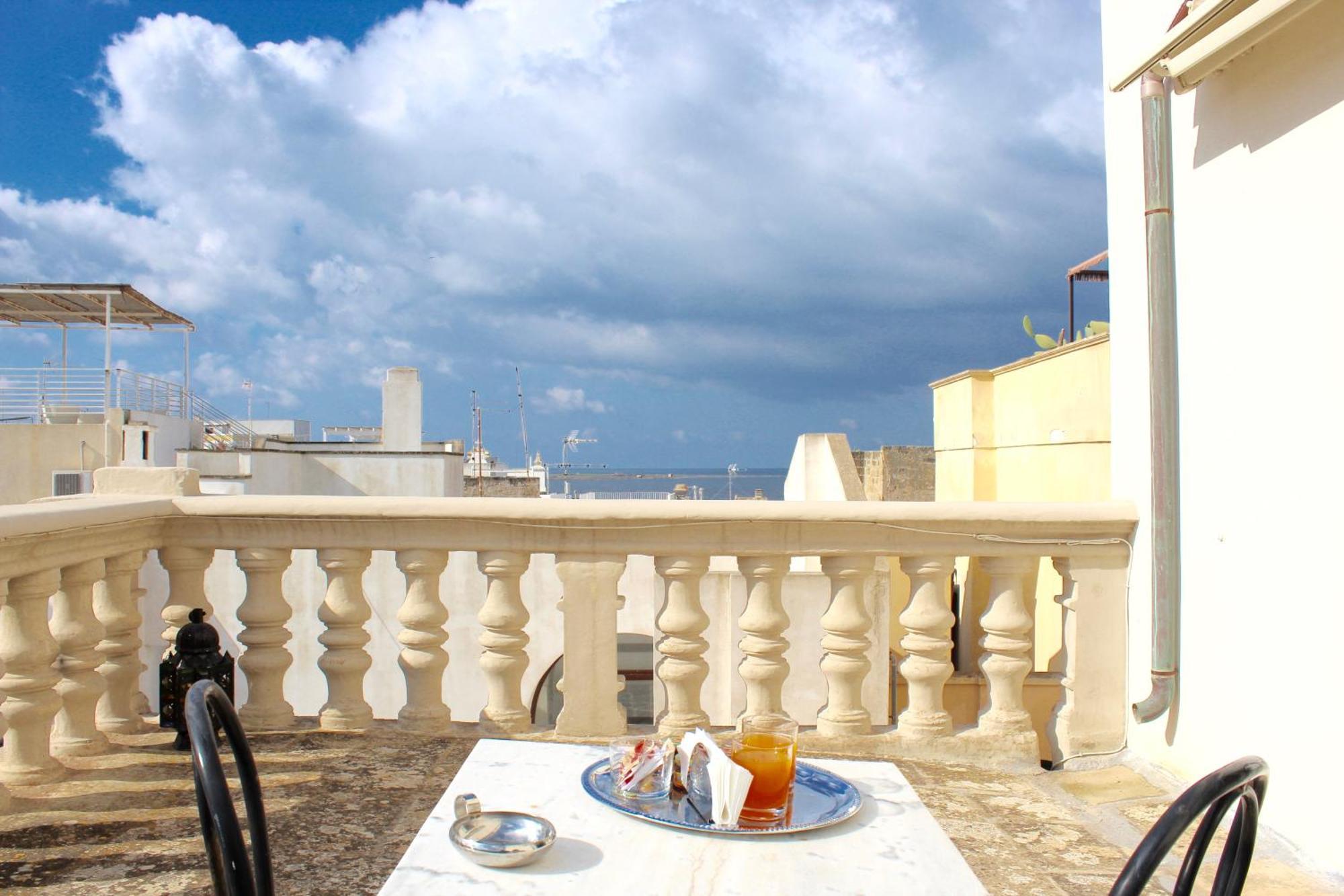 Palazzo Senape De Pace Bed & Breakfast Gallipoli Luaran gambar